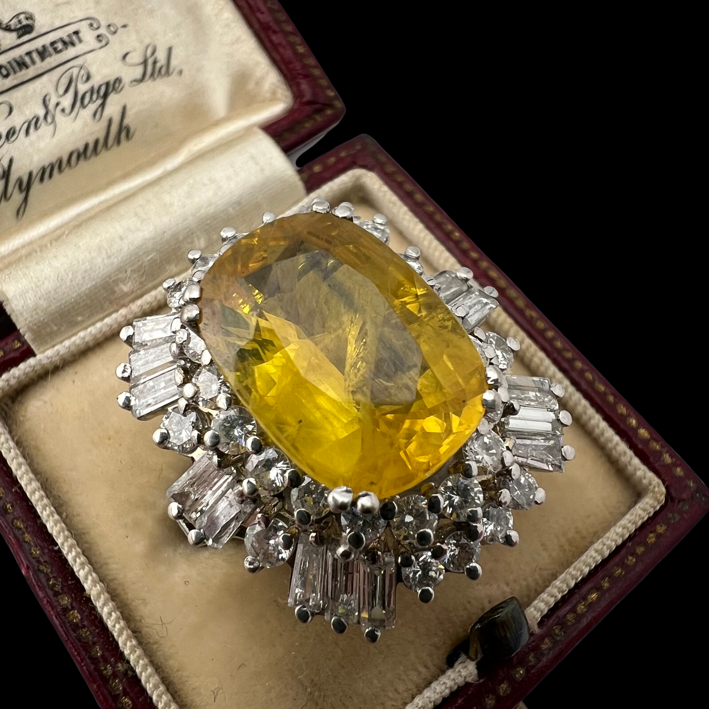 20th C. Yellow Sapphire & Diamond Ring